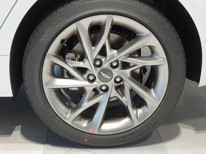 Example after photo: a different wheel in a clean hyper silver finish